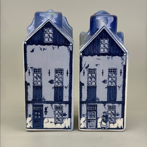 Vintage Blue Ceramic Delft House Salt and Pepper Shaker Set - Picture 1 of 7